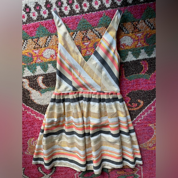 J. CREW Metallic Striped Dress Sz 0 - Picture 5 of 9